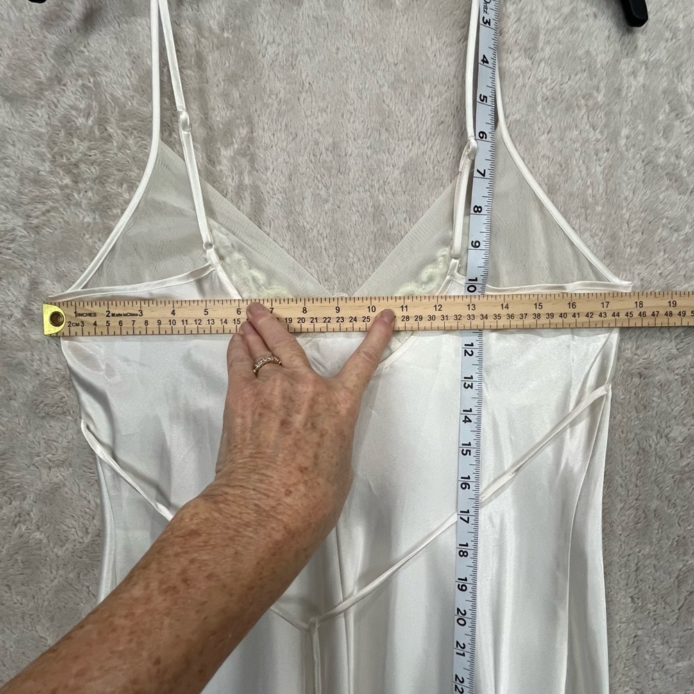 Bridal Delicates Lace Bodice Ivory Satin Maxi NightGown & Robe Sz M Honeymoon - Picture 13 of 16